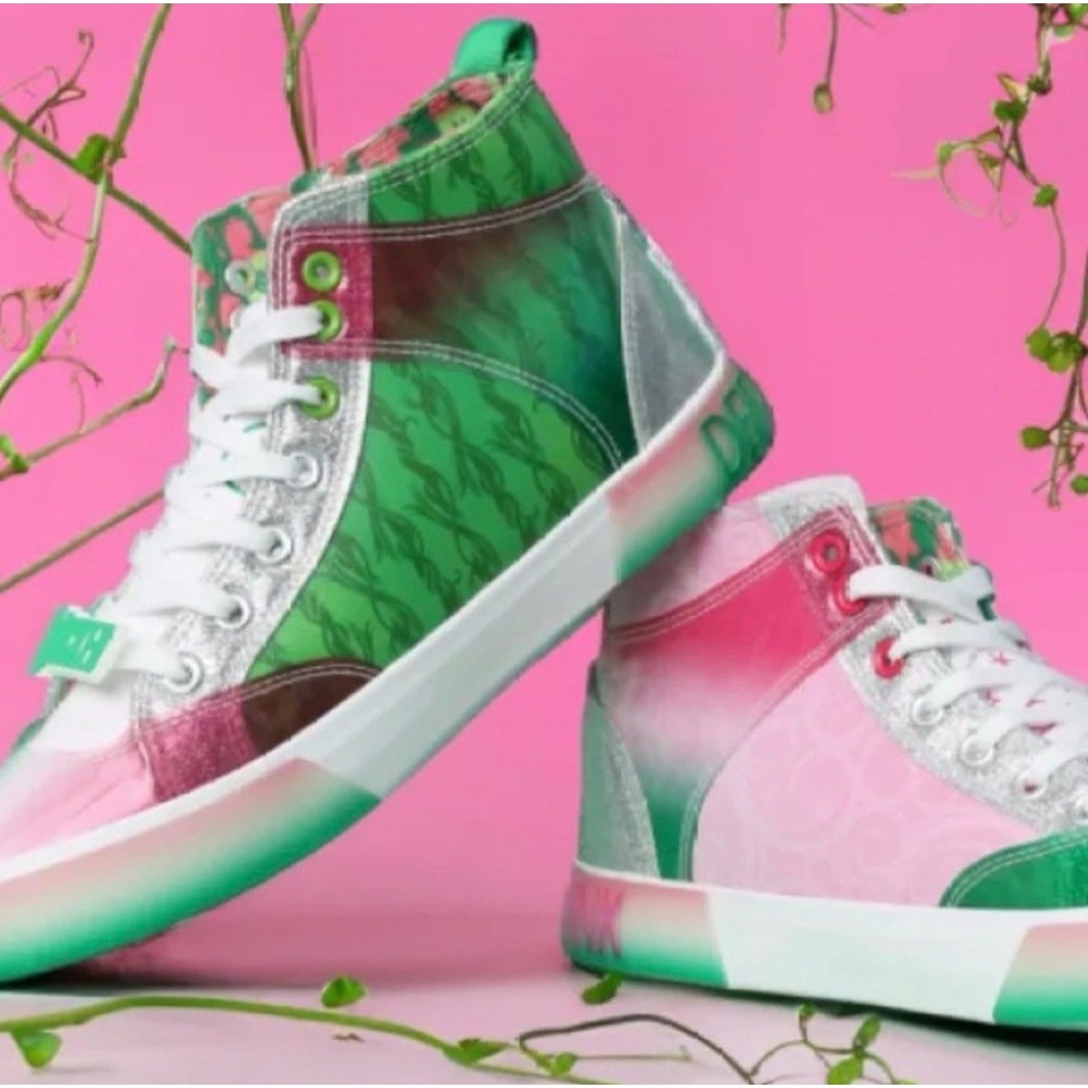 NWT WOMENS‎ WICKED Disney inspired sneakers pink green defy gravity size 8 - Picture 2 of 10